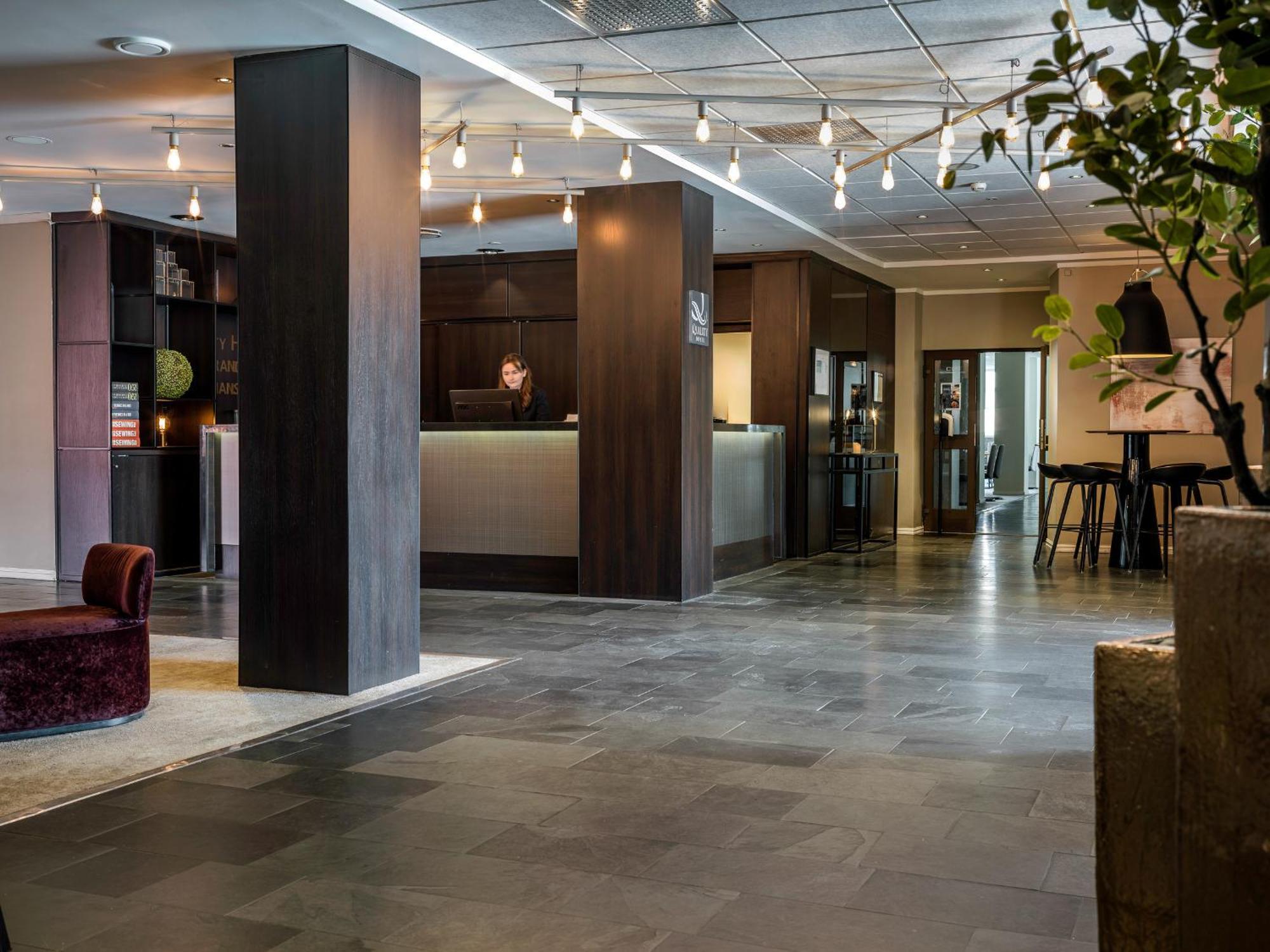 Quality Hotel Grand Кристиансун Екстериор снимка