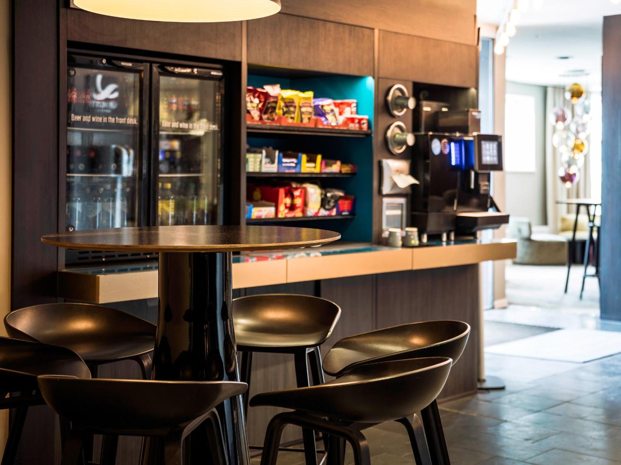 Quality Hotel Grand Кристиансун Екстериор снимка